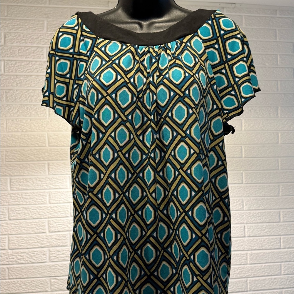 Blue and Black Short Sleeve Boxy‎ Blouse